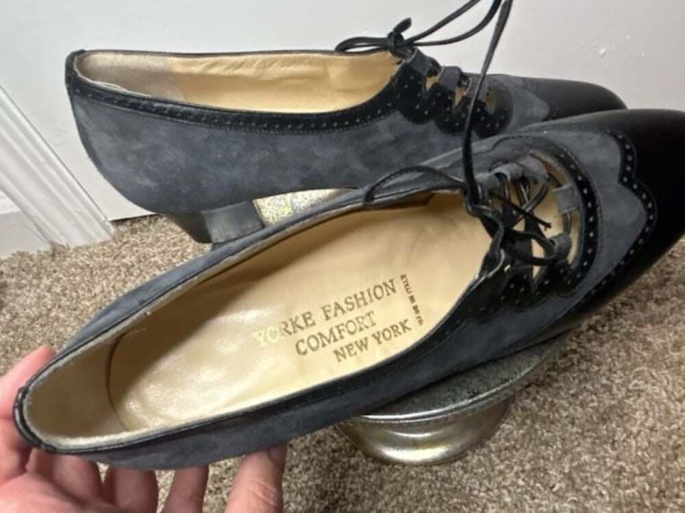Yorke Fashion Comfort Two-Tone Suede and Leather Oxford Heels Size 39.5-8.5/9 - Picture 4 of 9